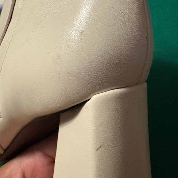 Marc Fisher Women’s White Yanara Heeled Bootie 9 - Picture 8 of 11